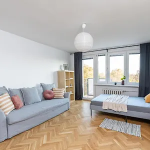 https://super-apart-ul-wilanowska-10.warsawhotelspoland.com